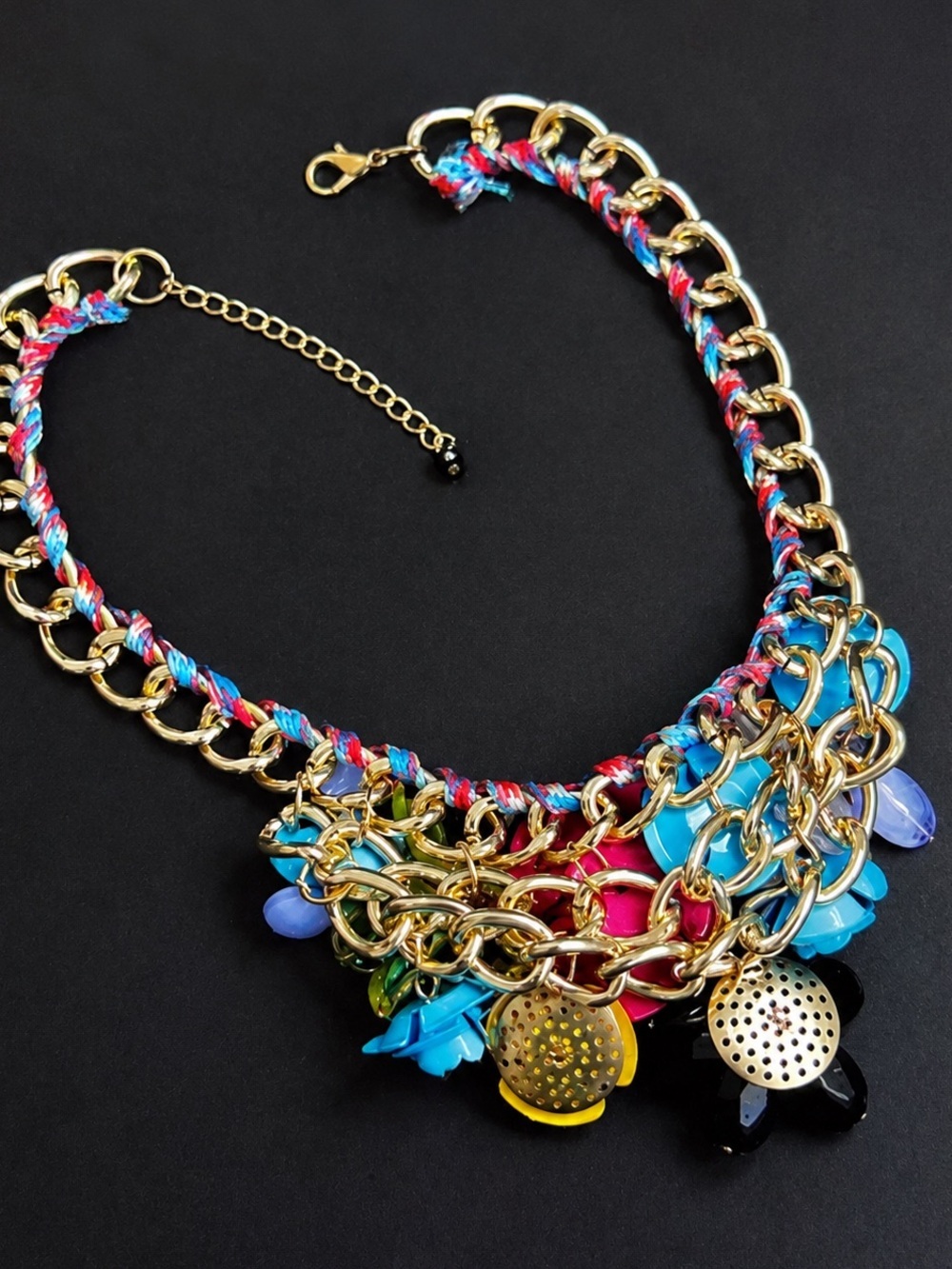 Colorful Floral Statement Necklace | Blue & Fuchsia Flowers | Chunky Gold Chain - Picture 5 of 5